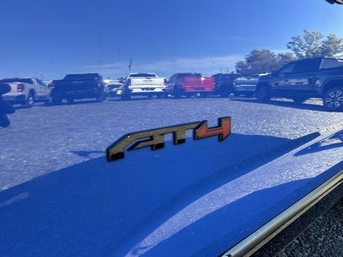 New 2026 GMC Terrain AT4 w/ LPO, Black Badging Package image 32