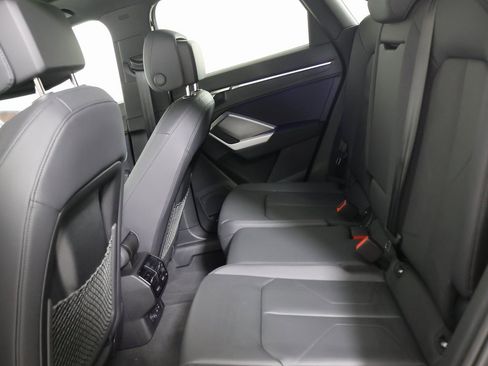 Used 2025 Audi Q3 2.0T Premium Plus w/ Premium Plus Package image 24