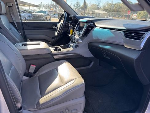 Used 2016 Chevrolet Tahoe LT image 16