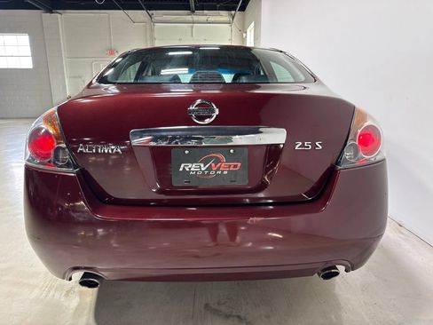 Used 2011 Nissan Altima 2.5 S FWD image 6