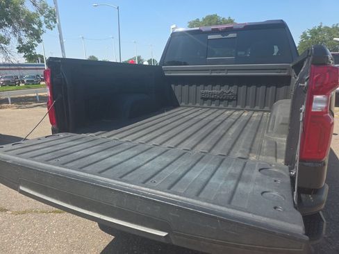 Used 2023 Chevrolet Silverado 1500 High Country w/ Technology Package AWD/4WD image 18