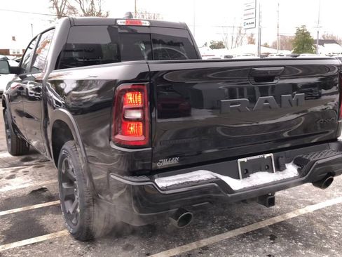 New 2026 RAM 1500 4x4 Crew Cab image 6
