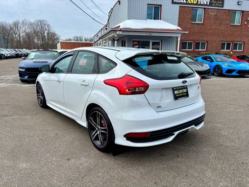 Used 2016 Ford Focus ST image 6