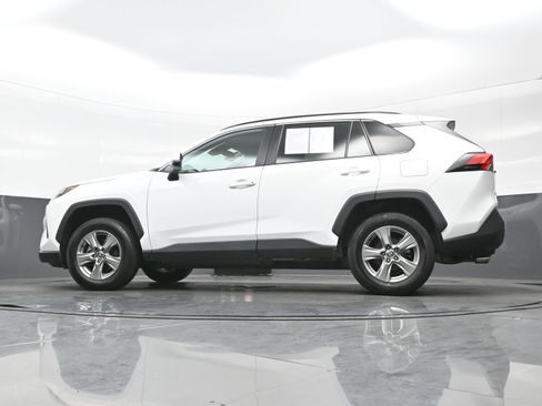 Used 2024 Toyota RAV4 XLE w/ Weather Package AWD/4WD image 29
