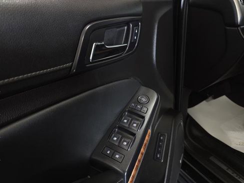 Used 2016 Chevrolet Suburban LTZ AWD/4WD image 11