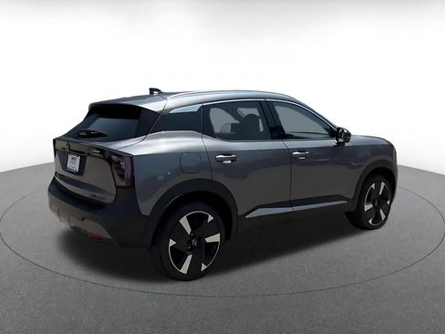 Used 2026 Nissan Kicks SR AWD/4WD image 12