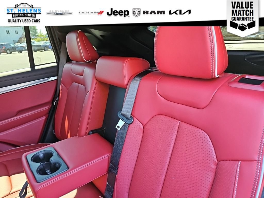 Used 2024 Jeep Wagoneer Limited AWD/4WD image 35