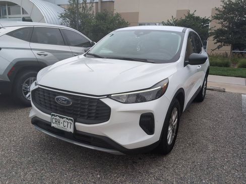Used 2023 Ford Escape Active AWD/4WD image 1