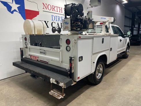 Used 2017 Ford F350 XL w/ Power Equipment Group image 5