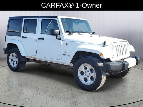 Used 2014 Jeep Wrangler Unlimited Sahara w/ Dual Top Group image 2
