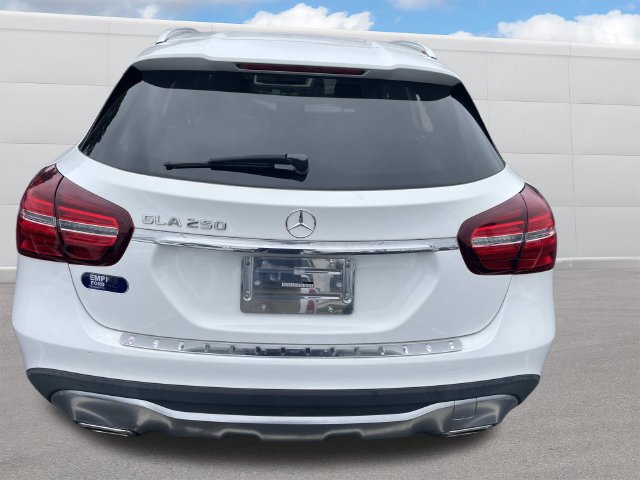 Used 2019 Mercedes-Benz GLA 250 w/ Convenience Package image 5
