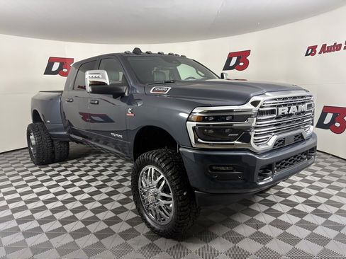 Used 2026 RAM 3500 Laramie w/ Towing Technology Group image 8