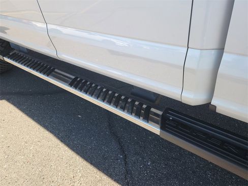 Used 2019 Ford F250 Lariat w/ Chrome Package image 12