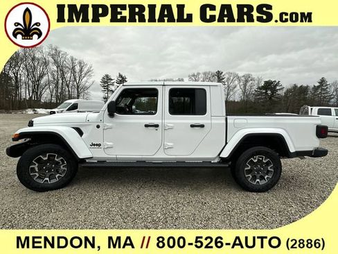 New 2026 Jeep Gladiator Sport AWD/4WD image 5