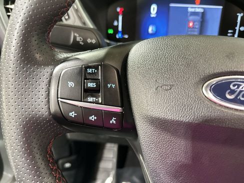 Used 2024 Ford Escape ST-Line image 29