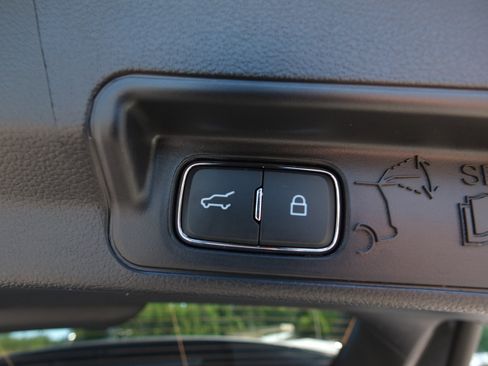 Used 2025 Ford Explorer ST w/ Sun And Sound Package AWD/4WD image 19