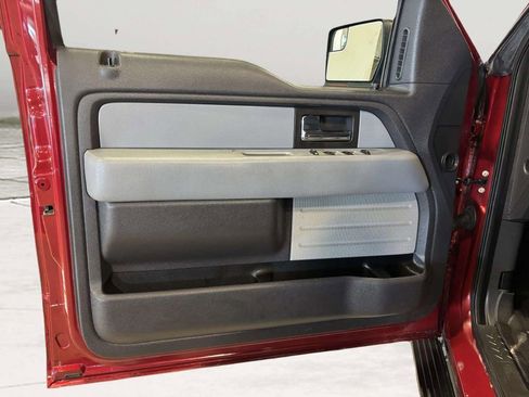 Used 2013 Ford F150 XLT w/ XLT Chrome Pkg image 12