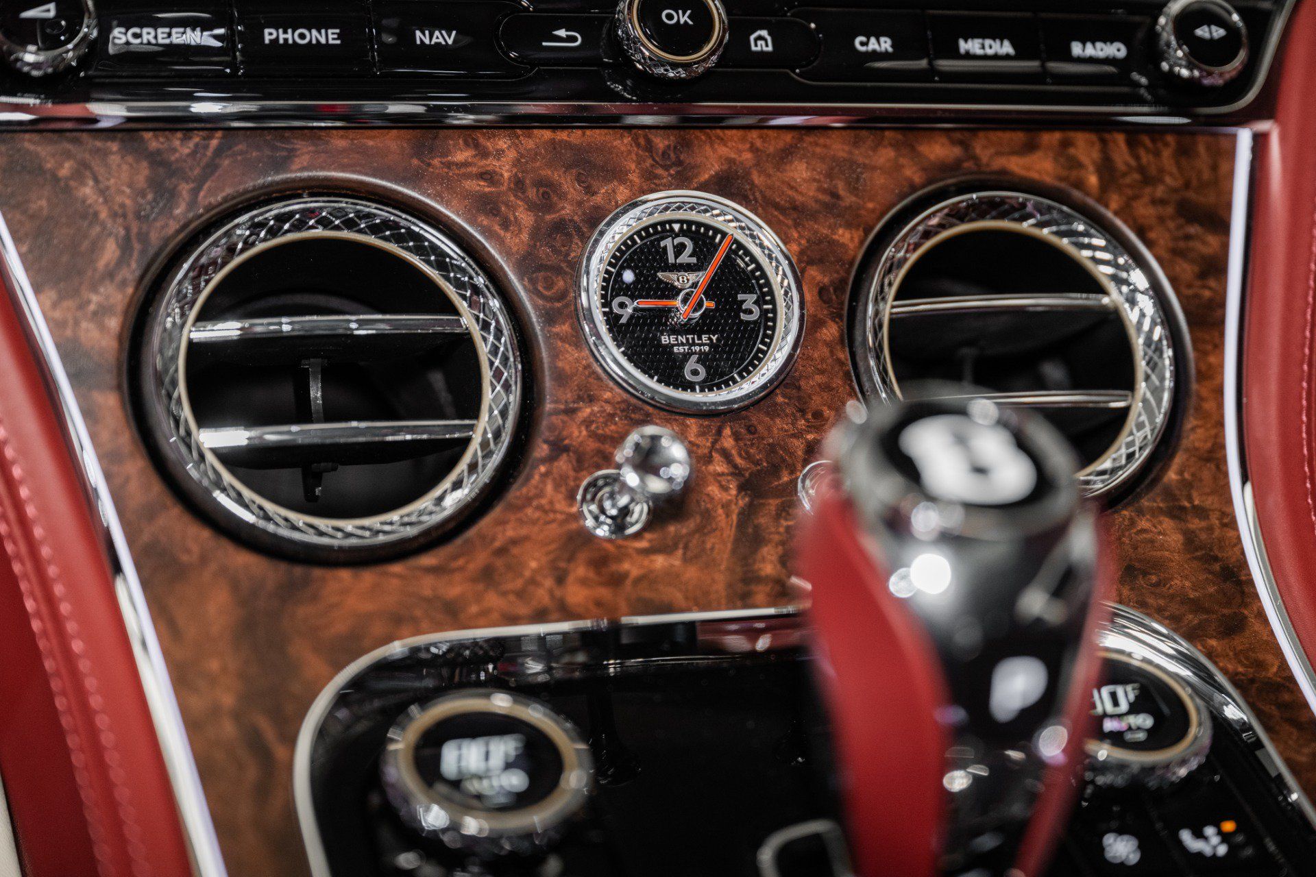 Used 2025 Bentley Continental GT Speed AWD/4WD image 32