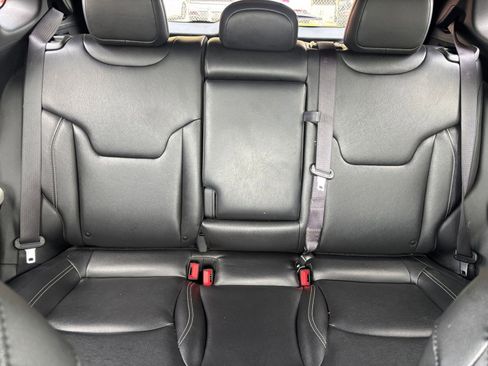 Used 2025 Jeep Compass Limited AWD/4WD image 39