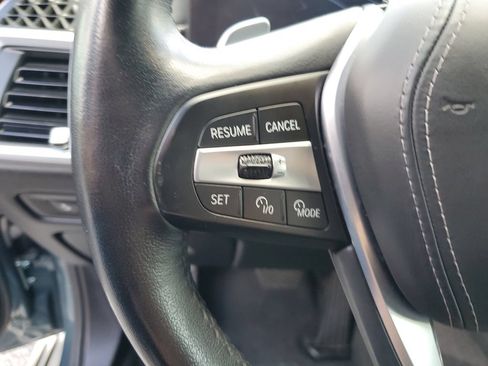 Used 2025 BMW X5 xDrive50e AWD/4WD image 22