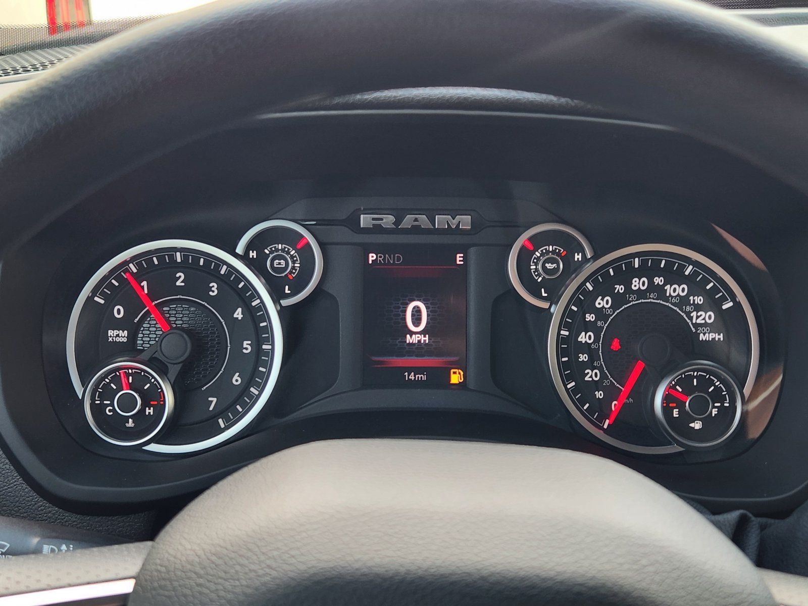 New 2027 RAM 2500 Tradesman AWD/4WD image 15