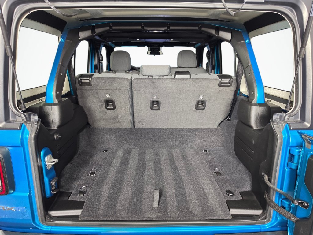 Used 2024 Jeep Wrangler Unlimited AWD/4WD image 12