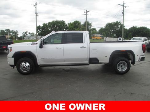 Used 2022 GMC Sierra 3500 Denali w/ Denali Ultimate Package AWD/4WD image 12