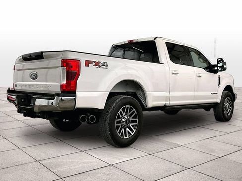 Used 2019 Ford F250 Lariat w/ Lariat Ultimate Package AWD/4WD image 12