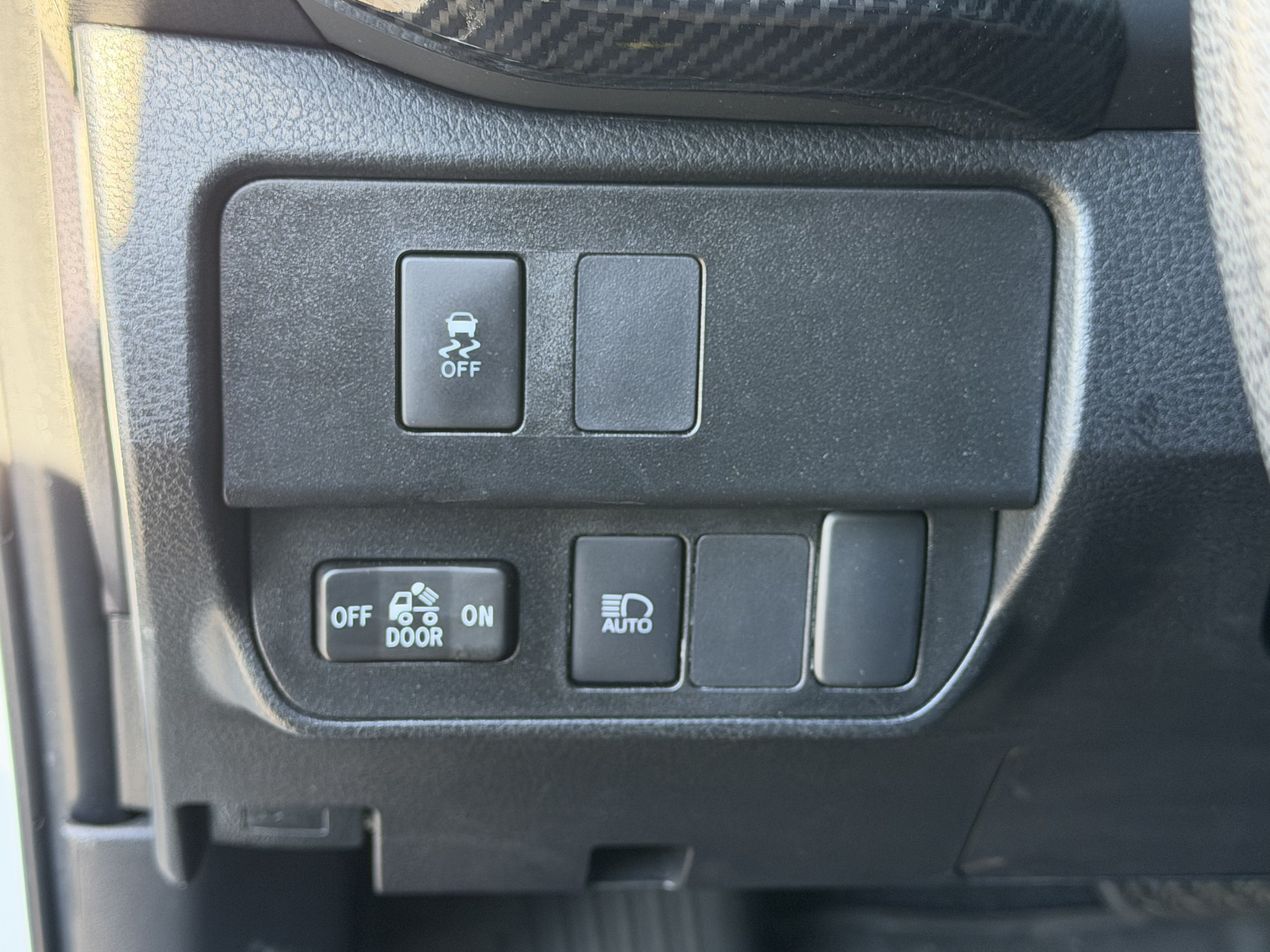 Certified 2023 Toyota Tacoma SR AWD/4WD image 22