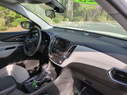 Used 2023 Chevrolet Equinox LS w/ Driver Confidence II Package image 47