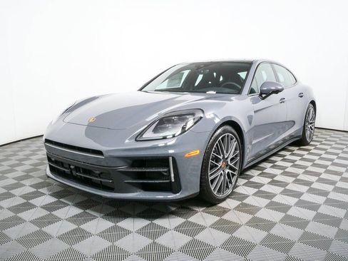 New 2026 Porsche Panamera 4 image 1