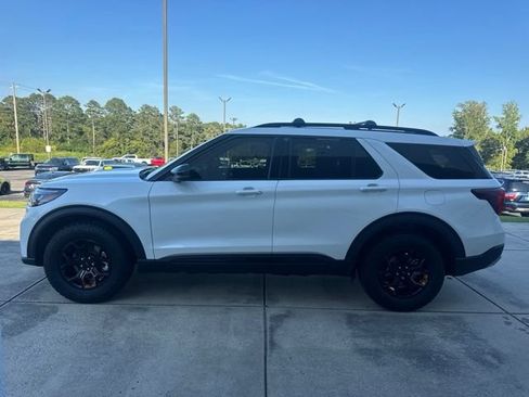 Used 2026 Ford Explorer Tremor w/ Tremor Convenience Package AWD/4WD image 4