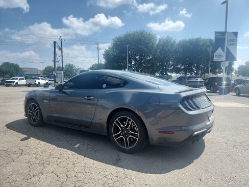 Used 2022 Ford Mustang GT Premium RWD image 5