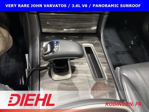 Used 2013 Chrysler 300 C image 38