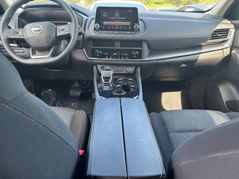 Used 2026 Nissan Rogue SV AWD/4WD image 37