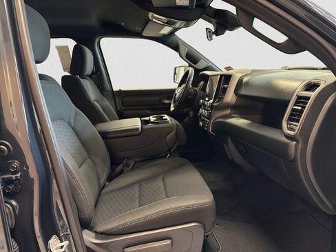 New 2026 RAM 1500 Express AWD/4WD image 16