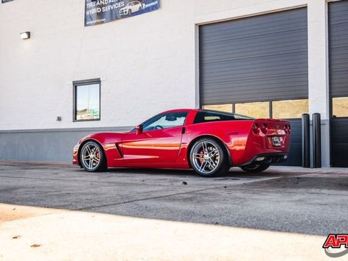 Used 2009 Chevrolet Corvette Z06 w/ Preferred Equipment Group image 43