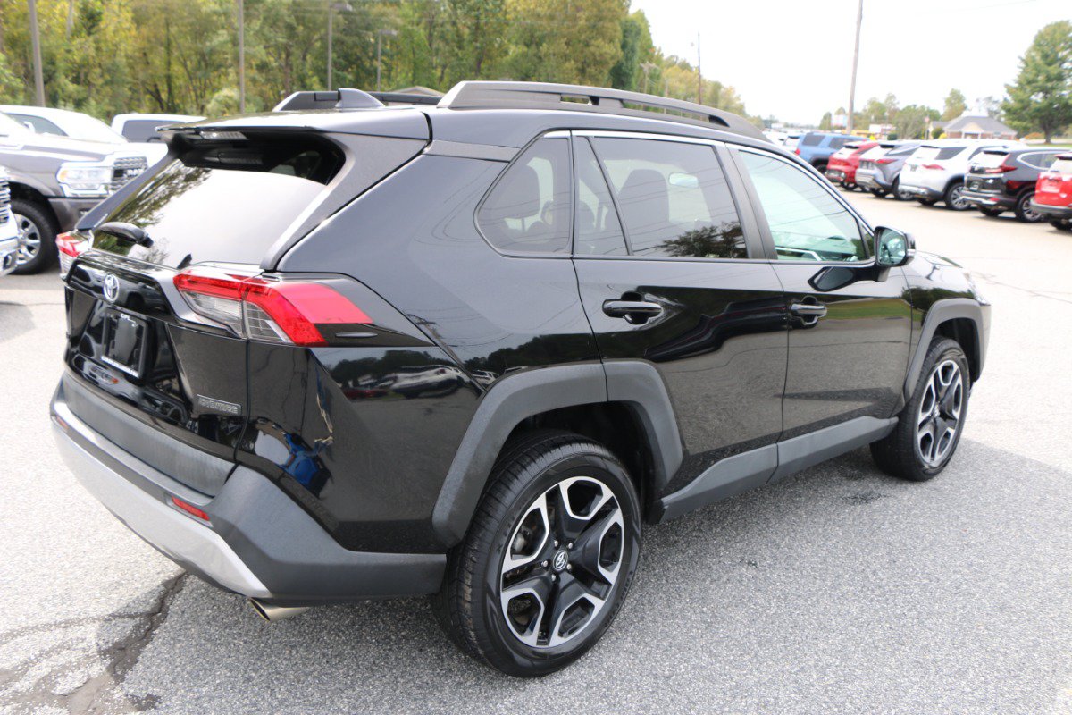 Used 2019 Toyota RAV4 Adventure w/ Cold Weather Package AWD/4WD image 8