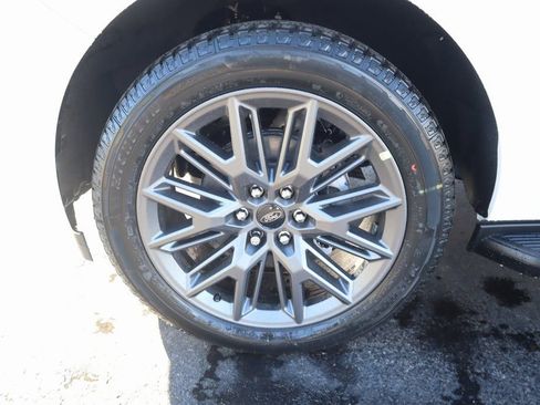 New 2026 Ford Expedition Platinum w/ Stealth Appearance Package image 19