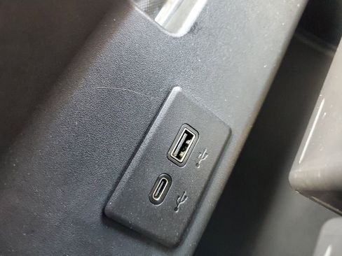 Used 2024 Chevrolet Silverado 3500 High Country w/ Technology Package image 50