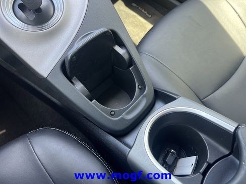 Used 2015 Toyota Prius Persona Series FWD image 12