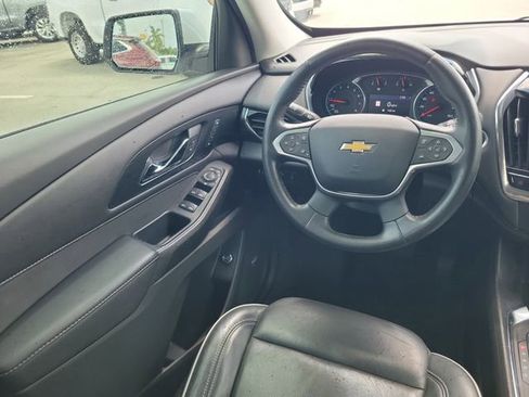 Used 2021 Chevrolet Traverse High Country FWD image 13