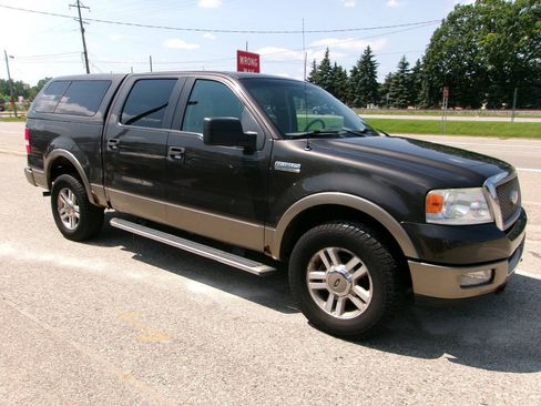Used 2005 Ford F150 Lariat AWD/4WD image 3