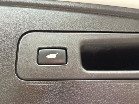 Used 2017 Acura MDX w/ Advance Package image 19