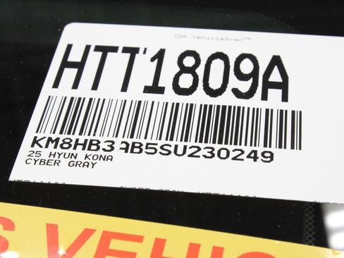 Used 2025 Hyundai Kona SEL FWD image 33