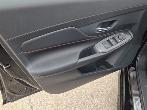 New 2026 Nissan Sentra SR w/ Floor Mat Package FWD image 17