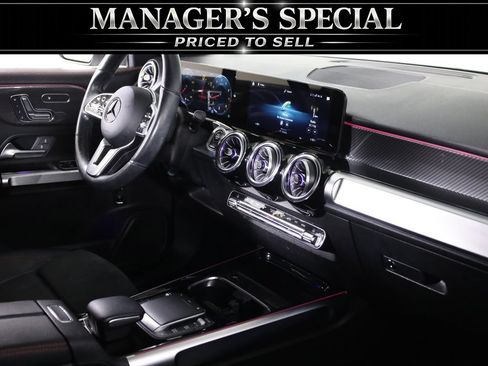 Used 2022 Mercedes-Benz GLB 250 4MATIC image 53