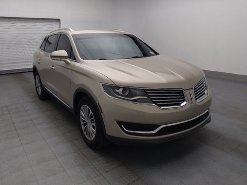 Used 2017 Lincoln MKX Select w/ Select Plus Package FWD image 13