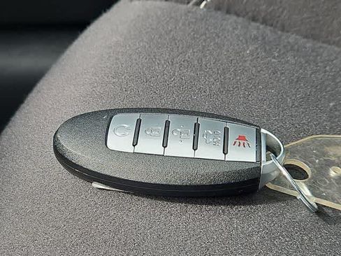 Used 2024 Nissan Altima 2.5 SV FWD image 28