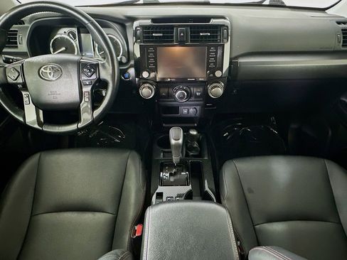 Used 2024 Toyota 4Runner TRD Off-Road Premium AWD/4WD image 16
